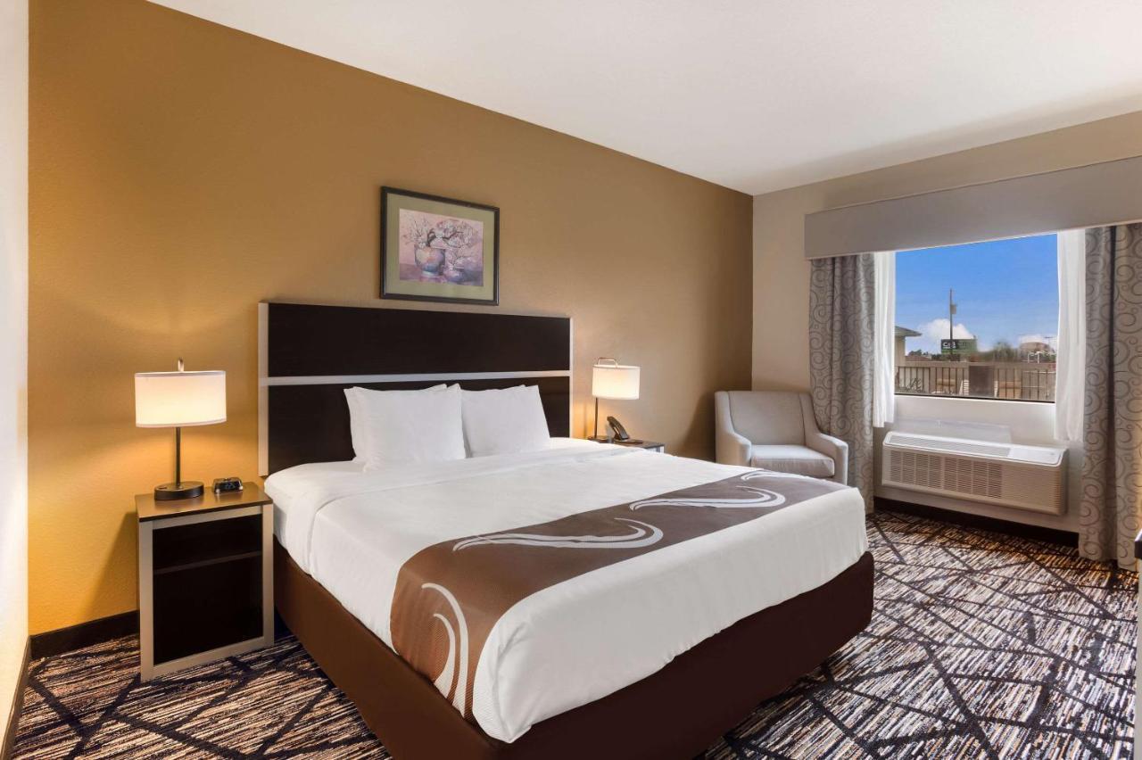 Quality Inn & Suites Pearl-Jackson Zewnętrze zdjęcie