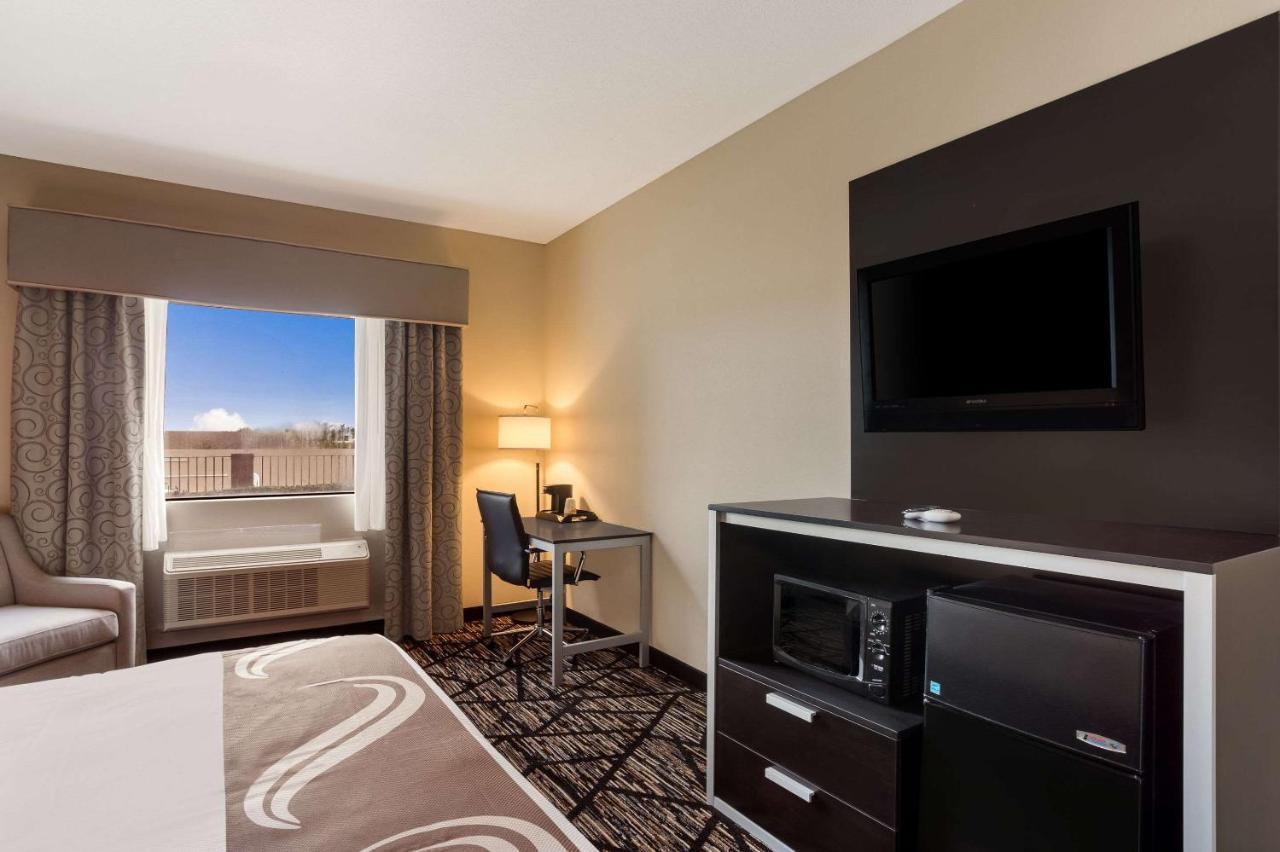 Quality Inn & Suites Pearl-Jackson Zewnętrze zdjęcie