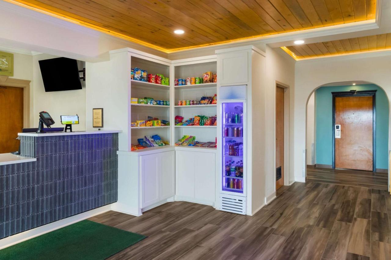 Quality Inn & Suites Pearl-Jackson Zewnętrze zdjęcie