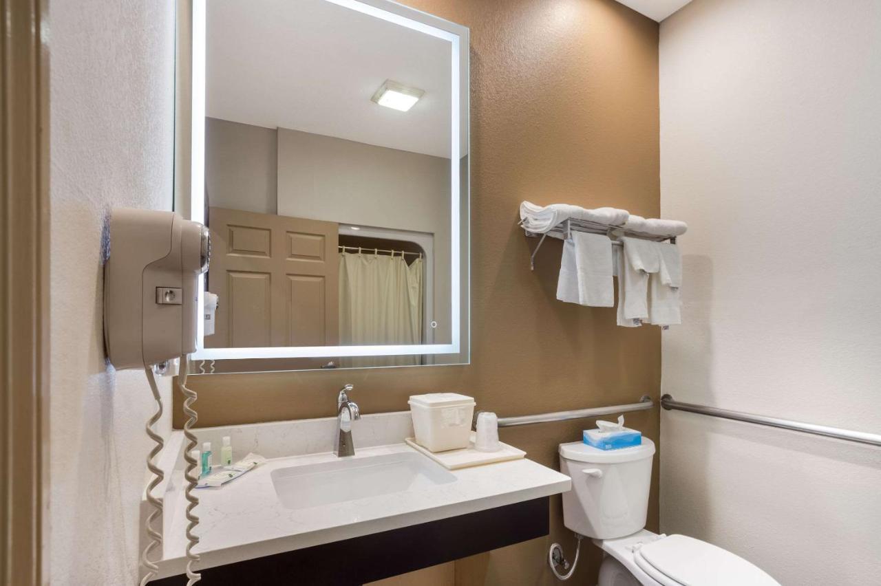 Quality Inn & Suites Pearl-Jackson Zewnętrze zdjęcie