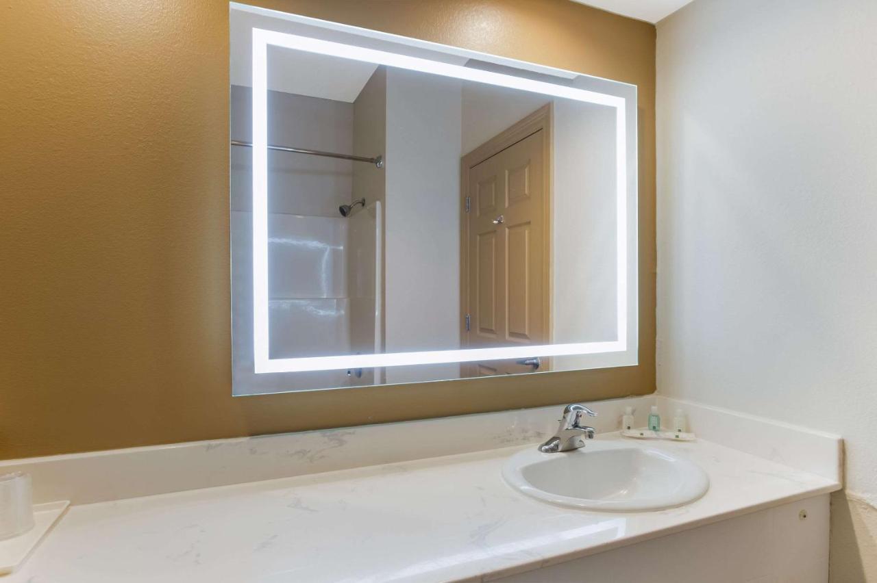Quality Inn & Suites Pearl-Jackson Zewnętrze zdjęcie