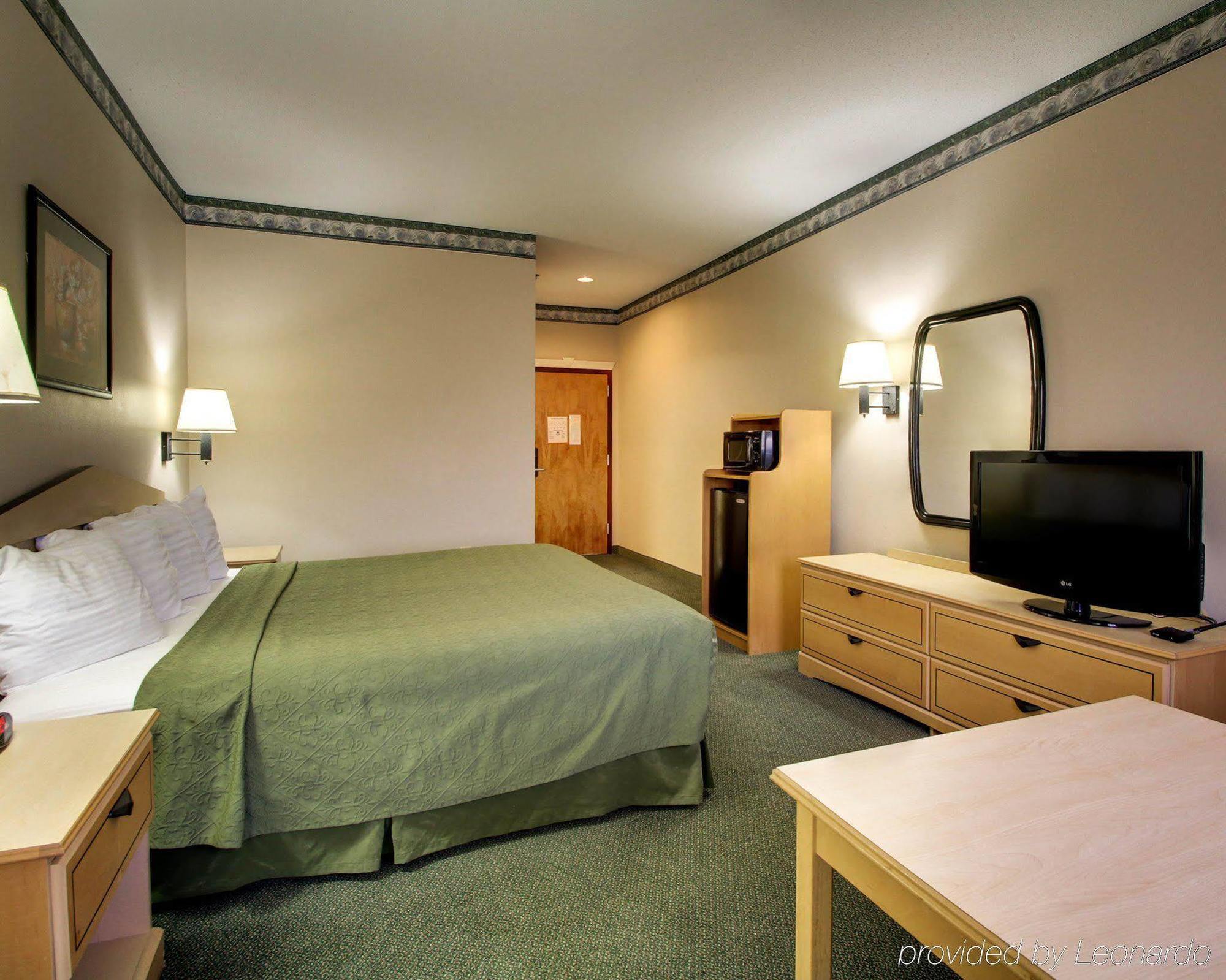 Quality Inn & Suites Pearl-Jackson Zewnętrze zdjęcie